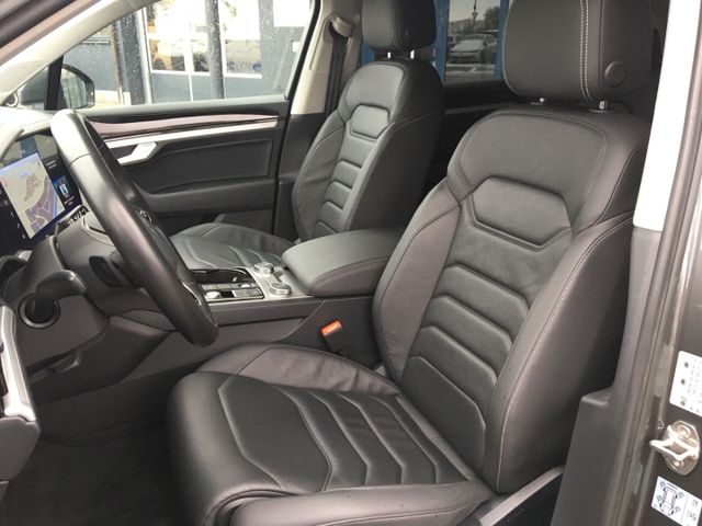 Touareg 3.0 TDI 4Motion *Leder*StHz*Luft-F.*AHK*