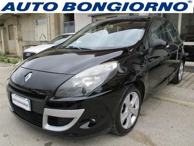 Renault RENAULT Scenic 1.9 dCi 130CV Dynamique