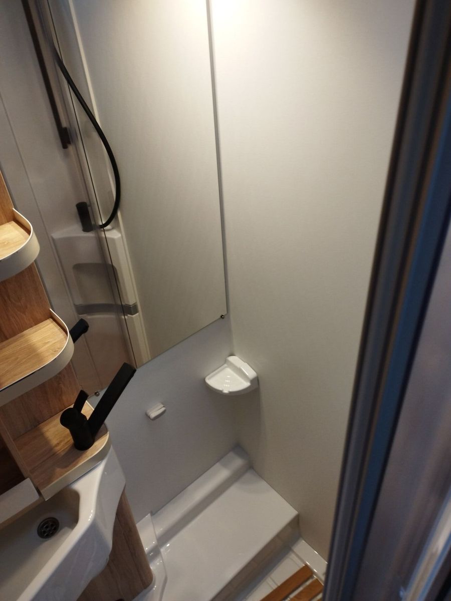 Fahrzeugabbildung Eura Mobil Profila T PT 695 EB Automatik,Sat,Solar