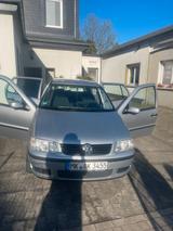 Volkswagen vw polo 84.000 km Automatikgetriebe - Volkswagen Polo aus 2000