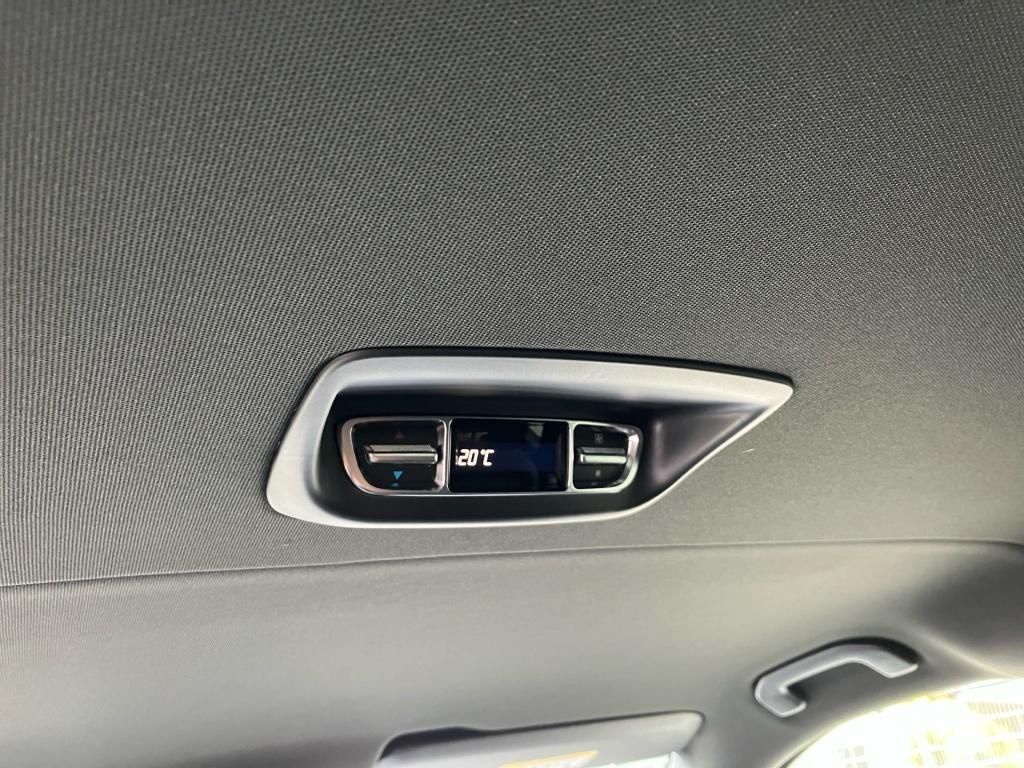 Fahrzeugabbildung Mercedes-Benz V 300 d 4MATIC AVANTGARDE Lang AMG STHZ 360°Kam