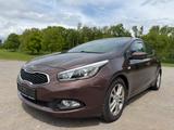 Kia cee'd / Ceed 1.6 *Klima*LenkradHz*SH*6-Gang - Kia cee'd / Ceed aus 2012