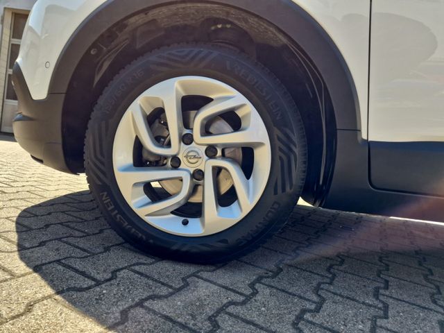 Crossland INNOVATION 1.2 Turbo NAVI ALLWETTER SH