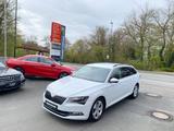 Skoda Superb Combi 2.0 TDI SCR DSG Ambition KAMERA LED - Skoda Superb Combi L&K Gebrauchtwagen