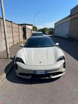 Porsche Taycan GTS 598cv - Porsche Taycan mit Elektro-Antrieb