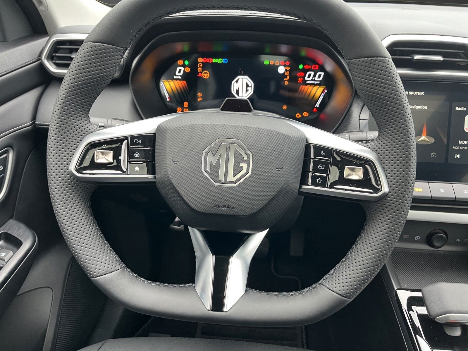 MG ZS