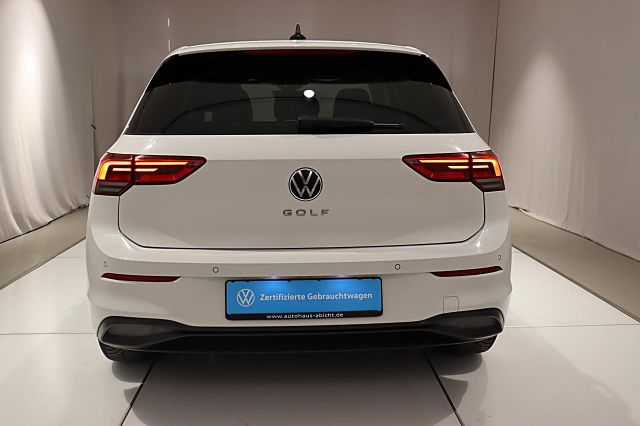 Golf 1.5 TSI Life ACC NAVI SHZ BT PDC LED Klima
