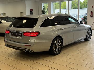 Mercedes E 300 - 5