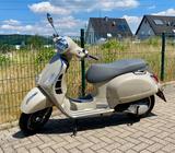 Piaggio Vespa GTS 300 / 460 km! - Piaggio Motorräder in Dortmund