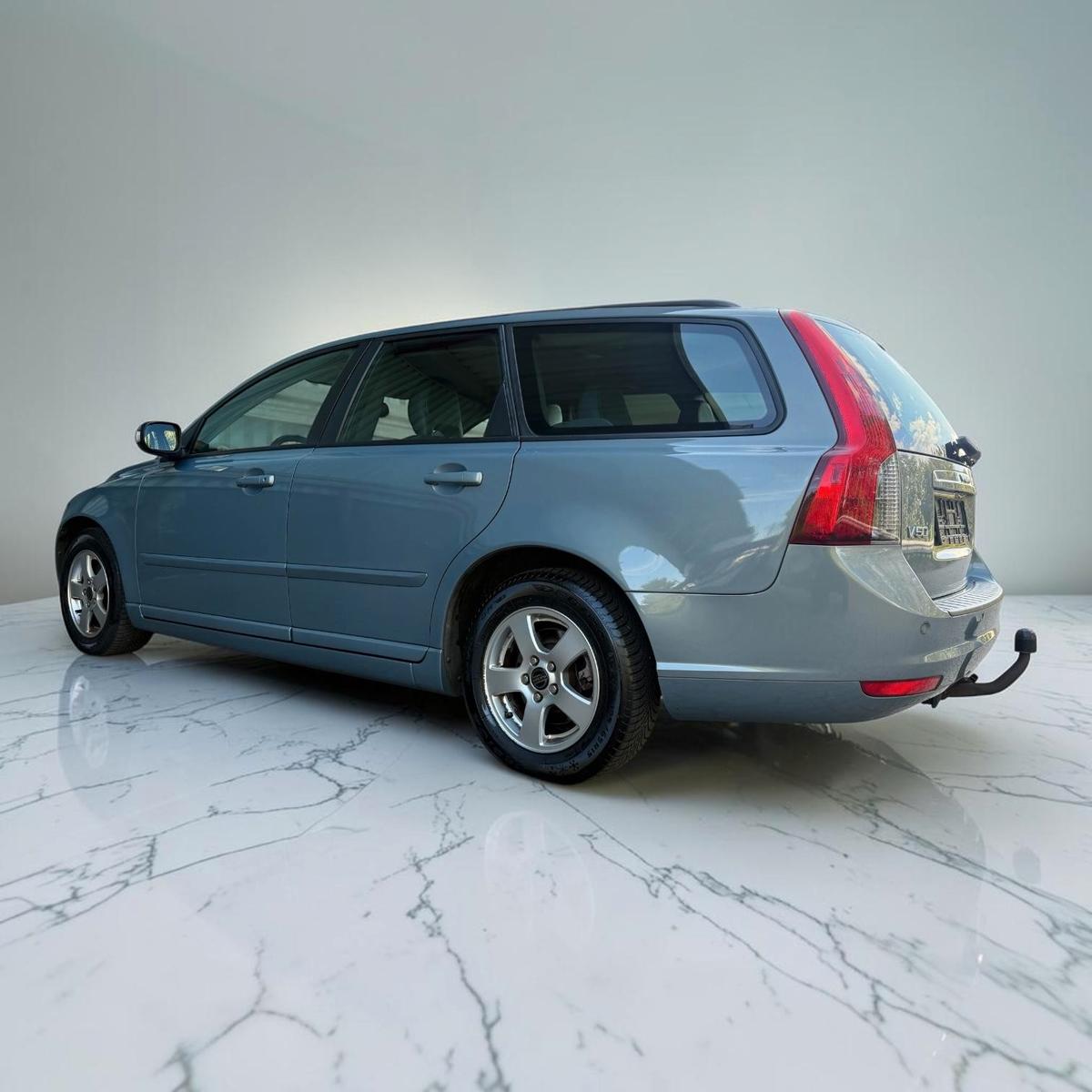 Volvo V50 2008 — photo 6