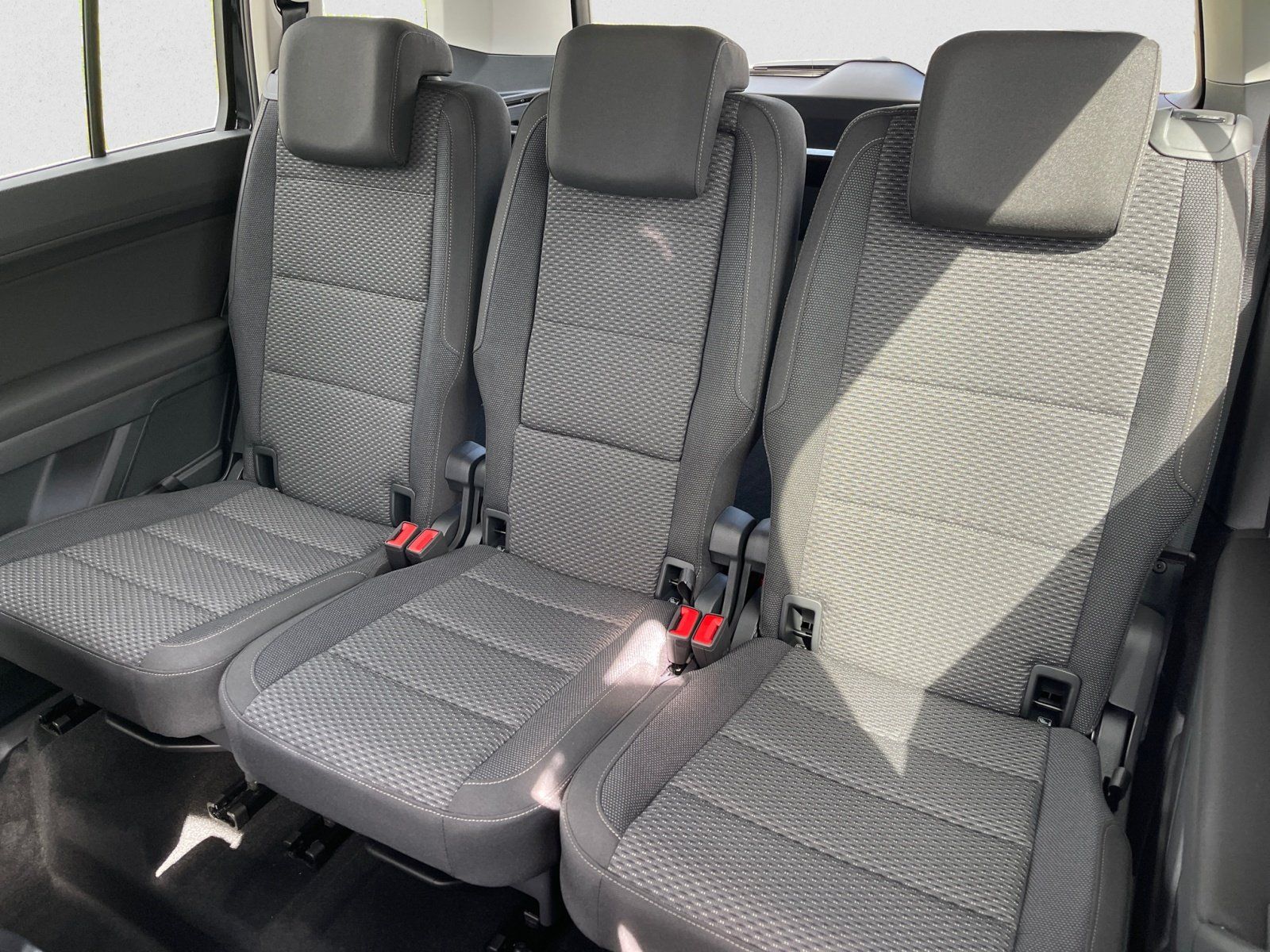 Volkswagen Touran - Bild 10