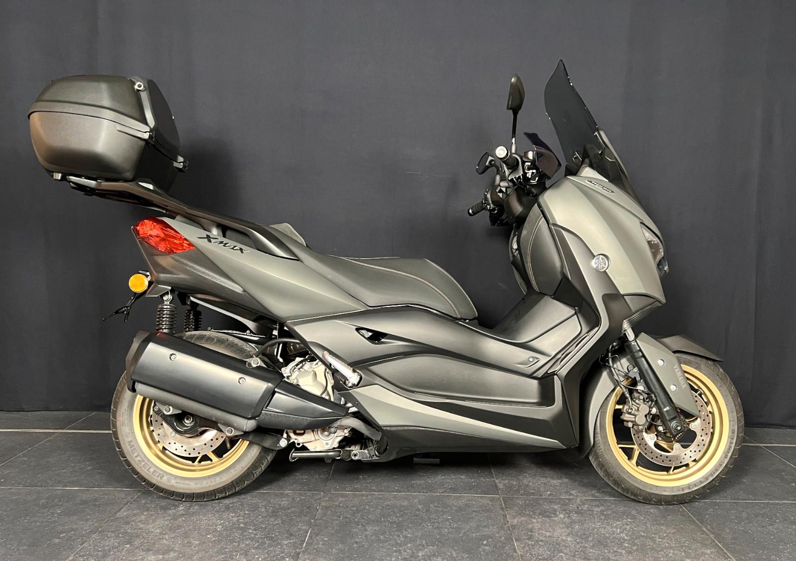 Yamaha X-MAX 300 TECH MAX *viel Zubehör *