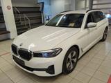 BMW 520 d ALLRAD LEDER*ALARM*Memory*LED*Sportlenkrad - BMW 5er Reihe aus 2022