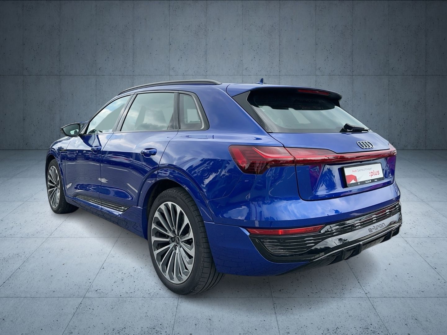 Audi Q8 e-tron 50 quattro S line AHK NAVI MATRIX-LED foto 2