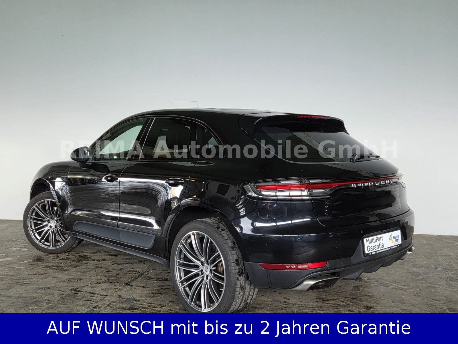 Fahrzeugabbildung Porsche Macan 2,0i, , LED, Standheizung, Luft, Pano