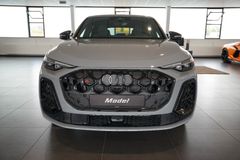 AUDI SQ5 Sportback TFSI | Pano | Carbon | Tech pro AUDI SQ5 Sportback TFSI | Pano | Carbon | Tech pro