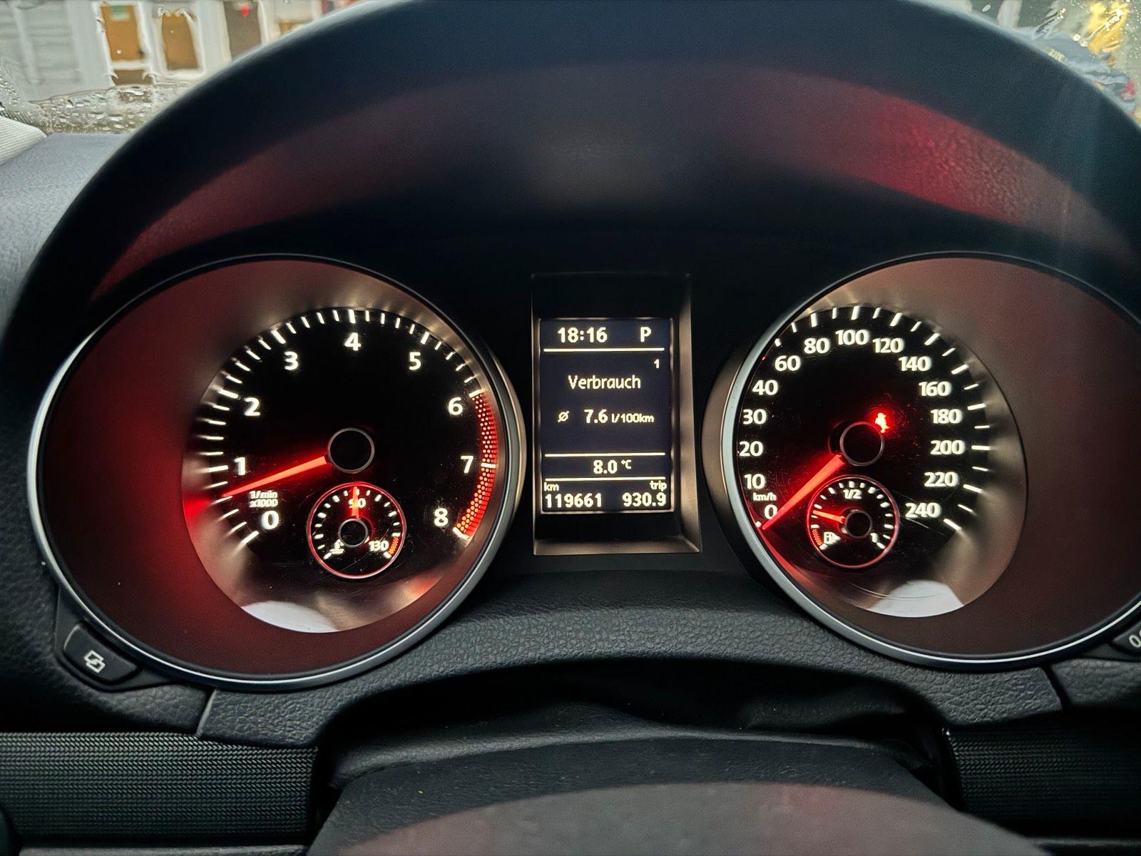 Volkswagen Golf 2012 — photo 12