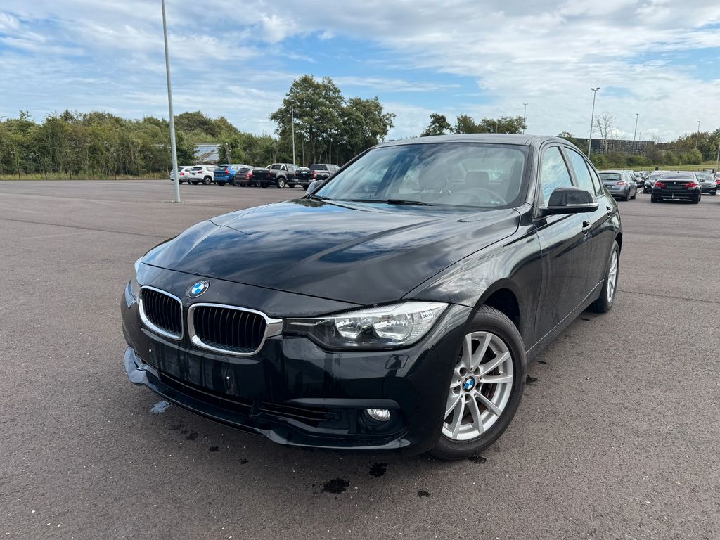 Image of BMW 320