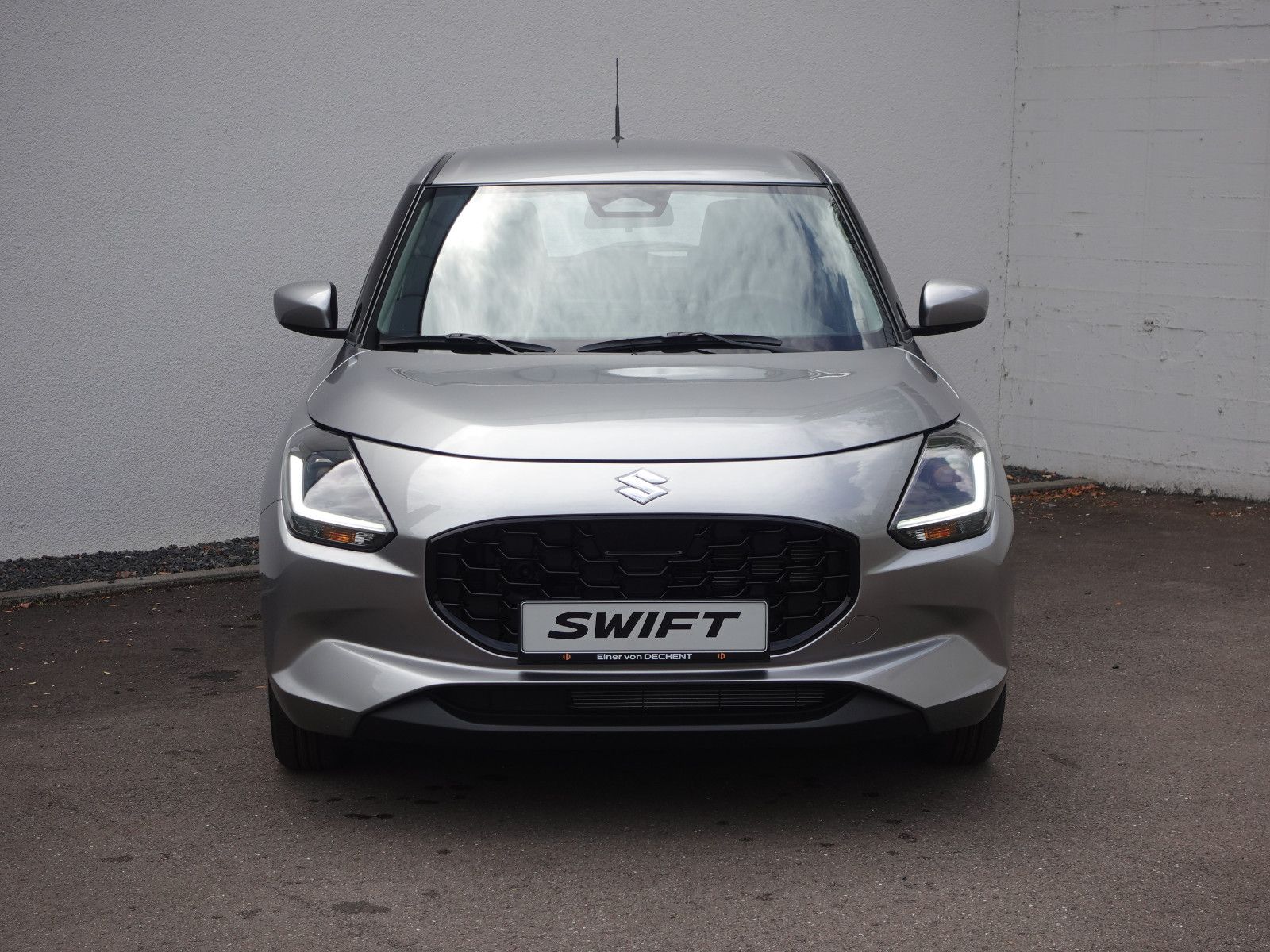 Fahrzeugabbildung Suzuki Swift Hybrid 1.2  Club Navi,PDC,LED,Kamera