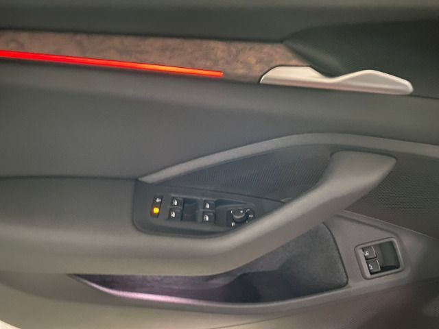 Superb IV Combi L&K 1.5 TSI iV DSG NAVI+MATRIX