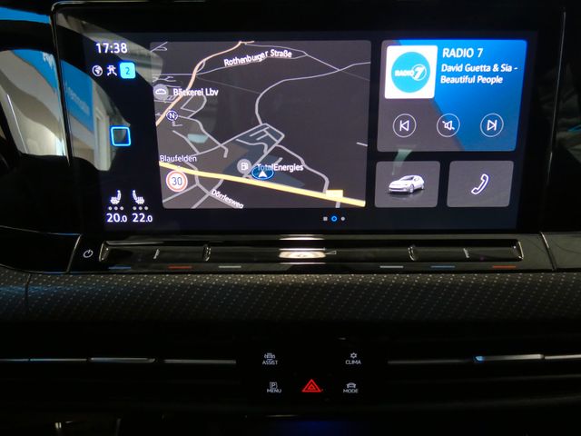 Golf 2.0 TSI R-Line DSG AHK KAMERA LED PLUS