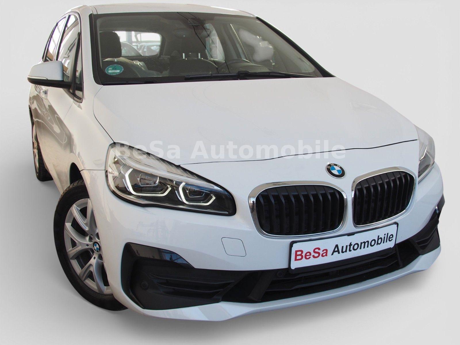 BMW 220i Active Tourer Sport Automatik LED SHZ 33tkm