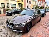 BMW 318d Touring - - BMW 318 in Lübeck