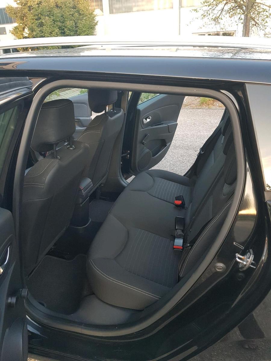 Renault Clio 2015 — photo 14