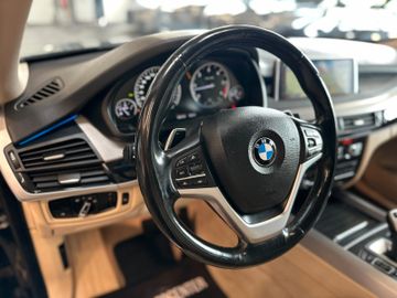 MYAUTOCENTER – Gebraucht- und Jahreswagen mit Werkstattservice in Pfaffenhofen BMW X5 xDrive 30 d *Nightvision*AHK*LED*