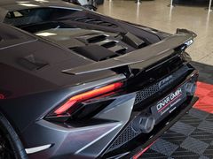 Fahrzeugabbildung Lamborghini Huracán Tecnica LP640-2 (LIFT/SENSONUM/CAM/STYLE
