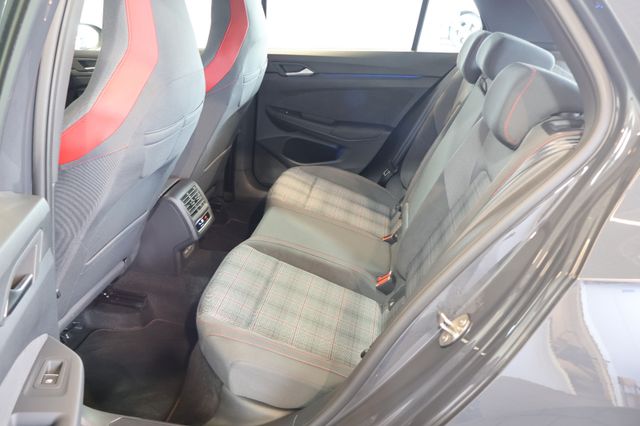 Volkswagen Golf VIII GTI 2.0 TSI AID+LED+AMBIENT+CARPLAY