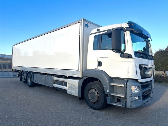 MAN TGS 26.420 6x2 Box Euro-6