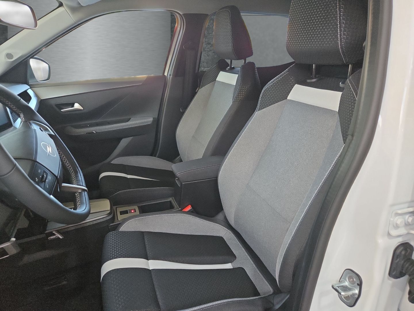 Opel Frontera - Bild 8