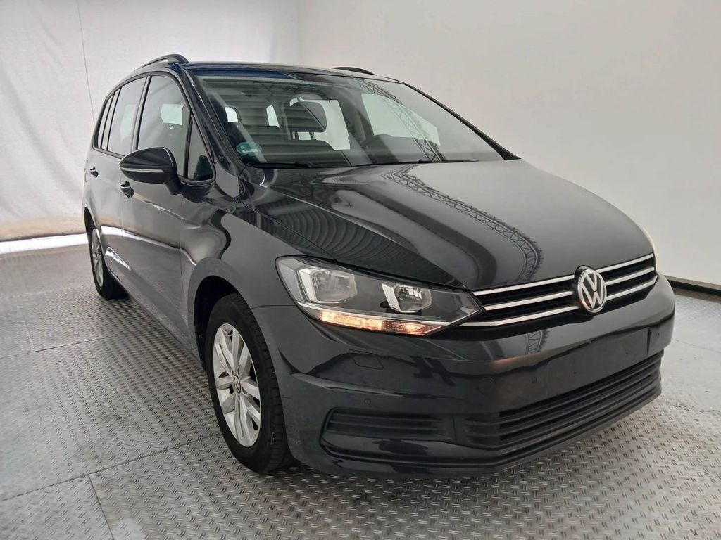 Image of Volkswagen Touran