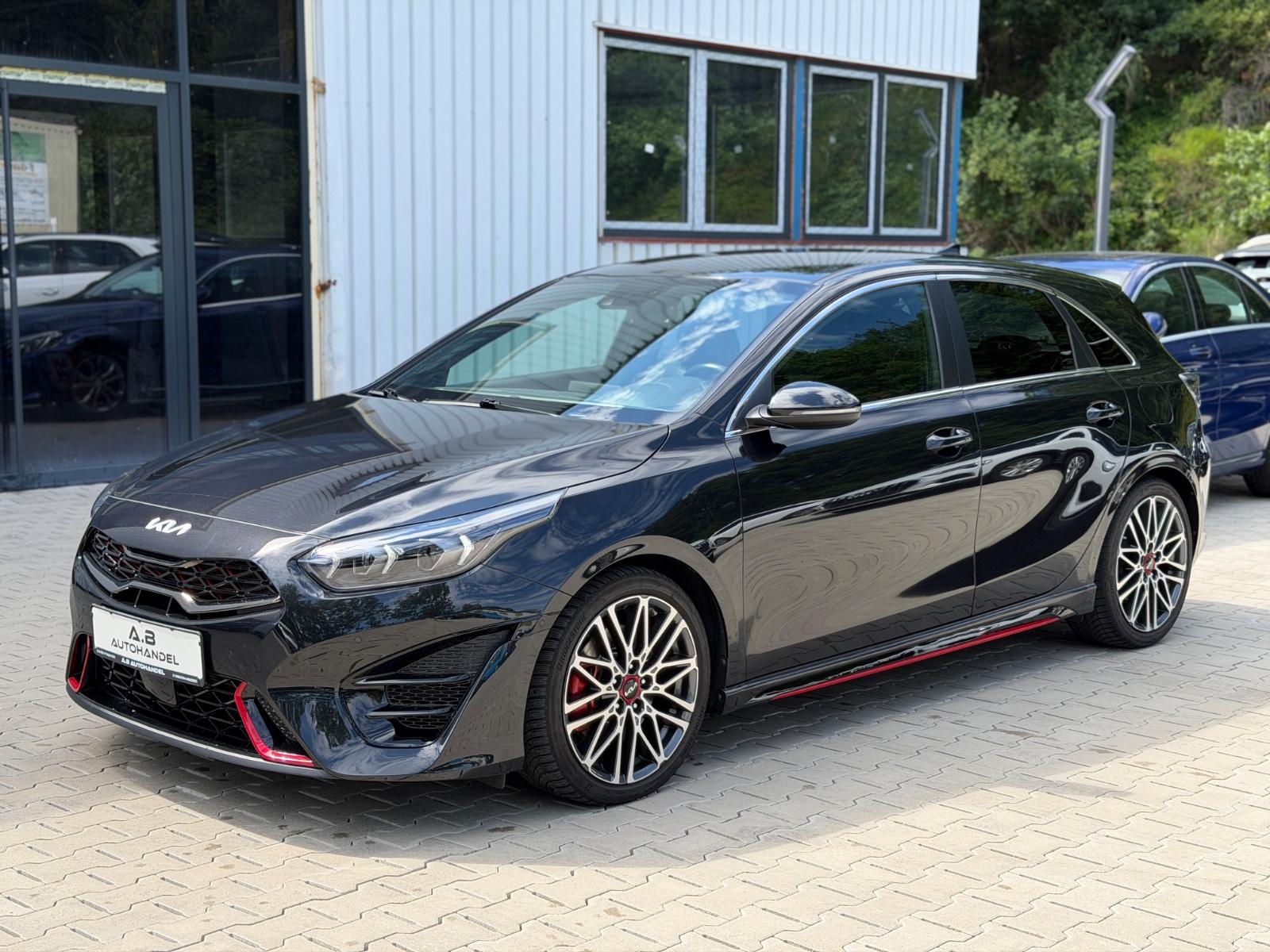 Kia Ceed GT/Automatik/LED/JBL/AHK/Alcantara/47700km