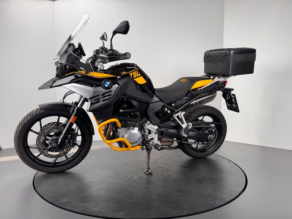 Fahrzeugabbildung BMW F 750 GS  40 Jahre *TOP-ZUSTAND *2900 KM !