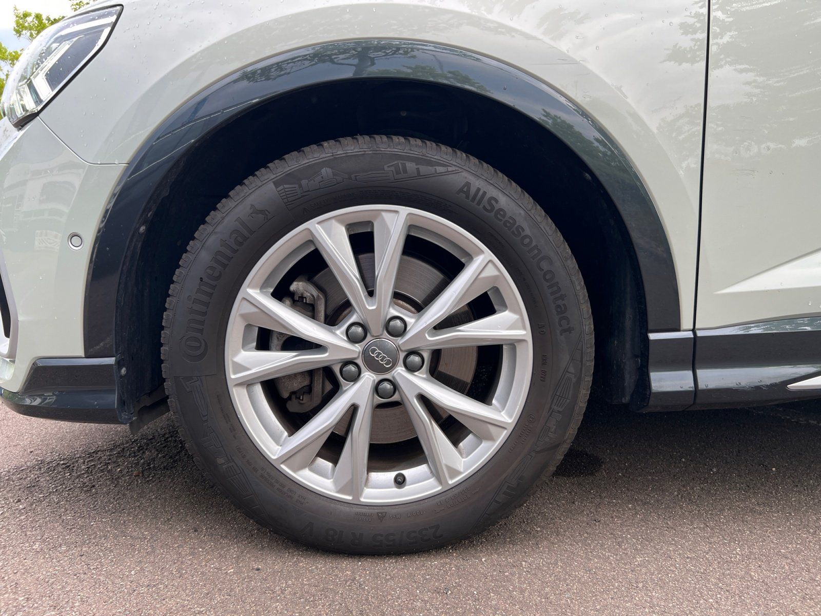 Fahrzeugabbildung Audi Q3 40 TFSI Sportbach Qua. +Komfortzugang+Allrad