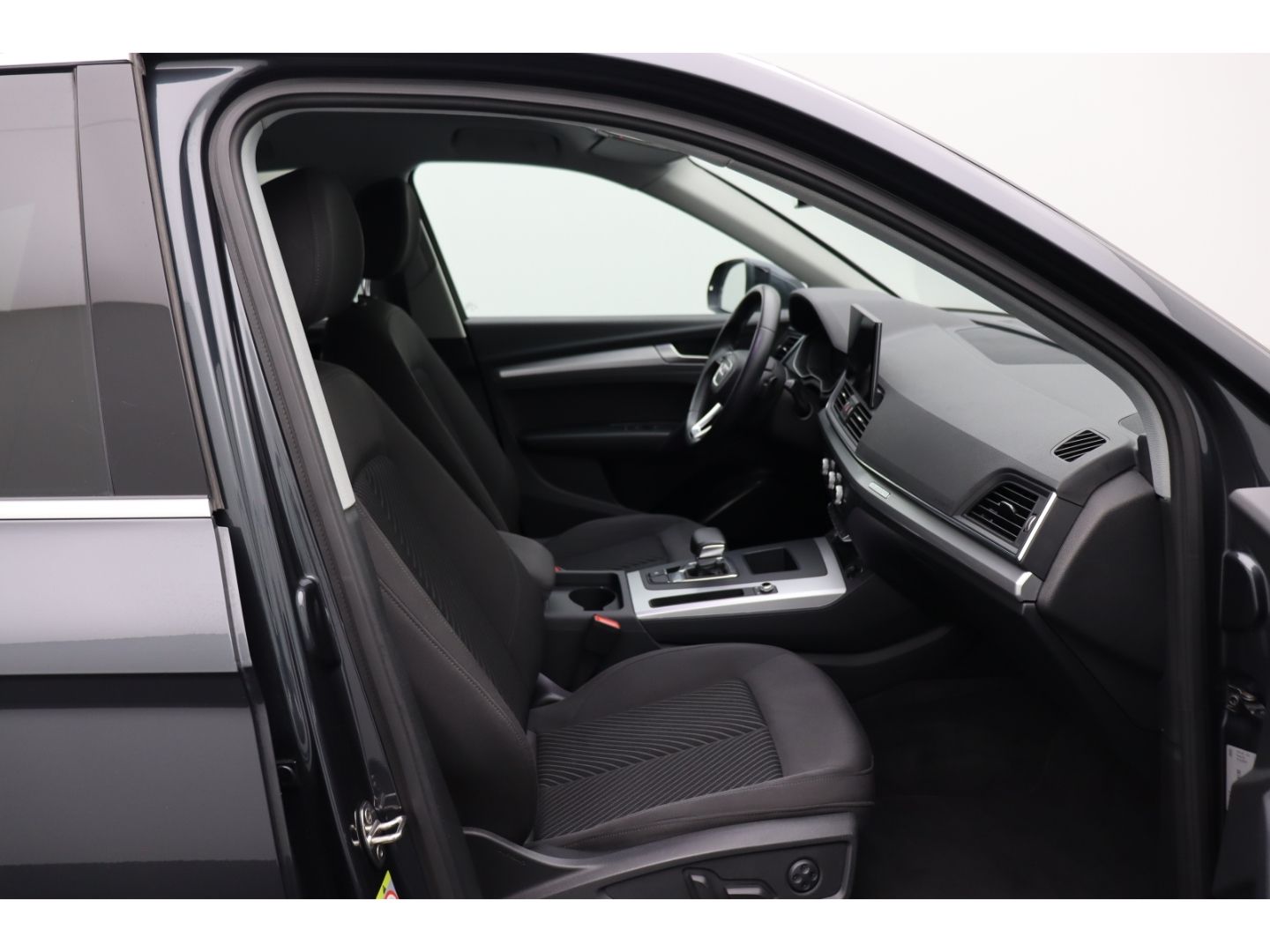 Fahrzeugabbildung Audi Q5 40 TDI quattro advanced AHK Elektr. Sitze