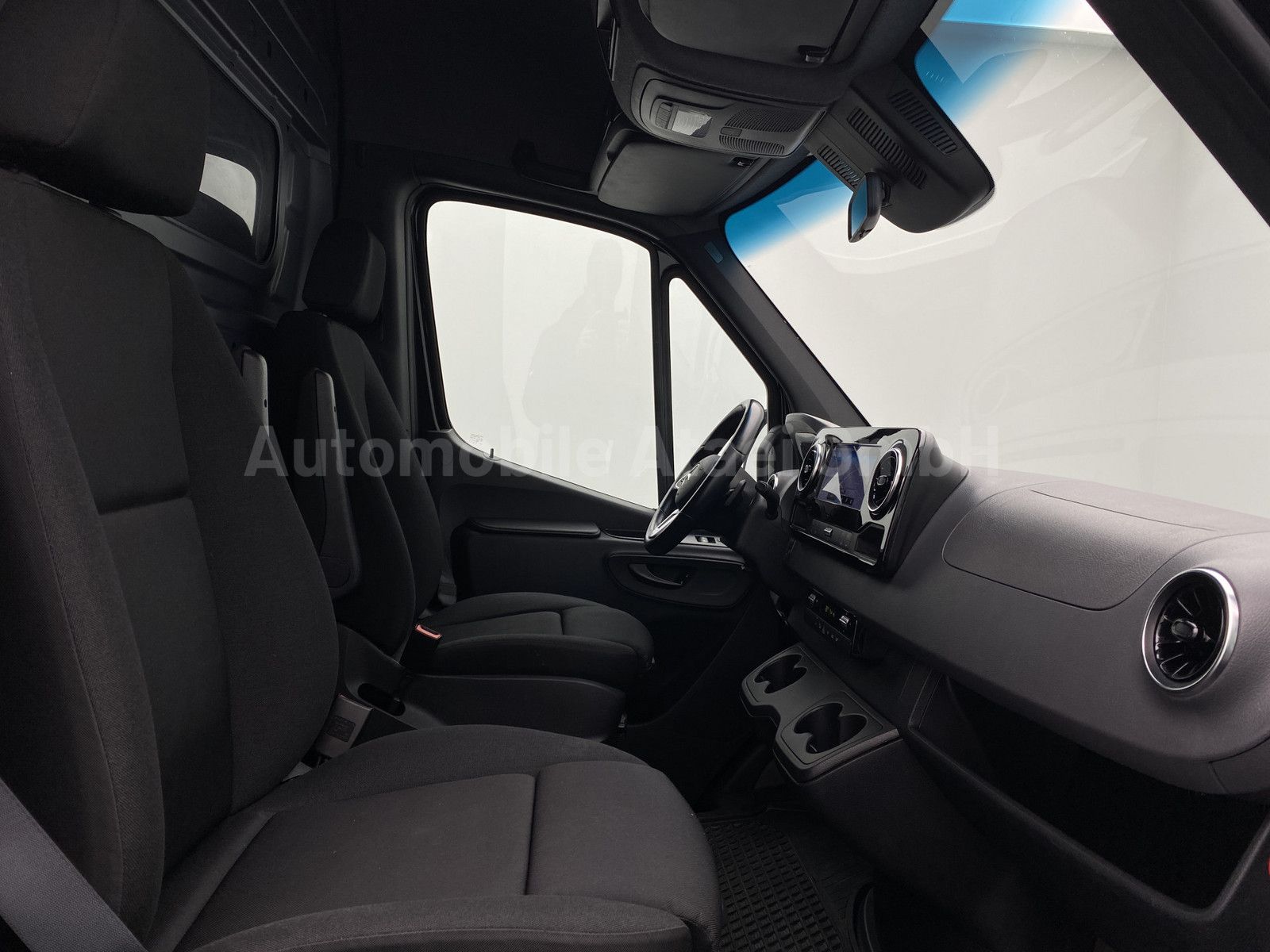 Fahrzeugabbildung Mercedes-Benz Sprinter 314 Automat. DISTRONIC+KAMERA+NAVI 4739