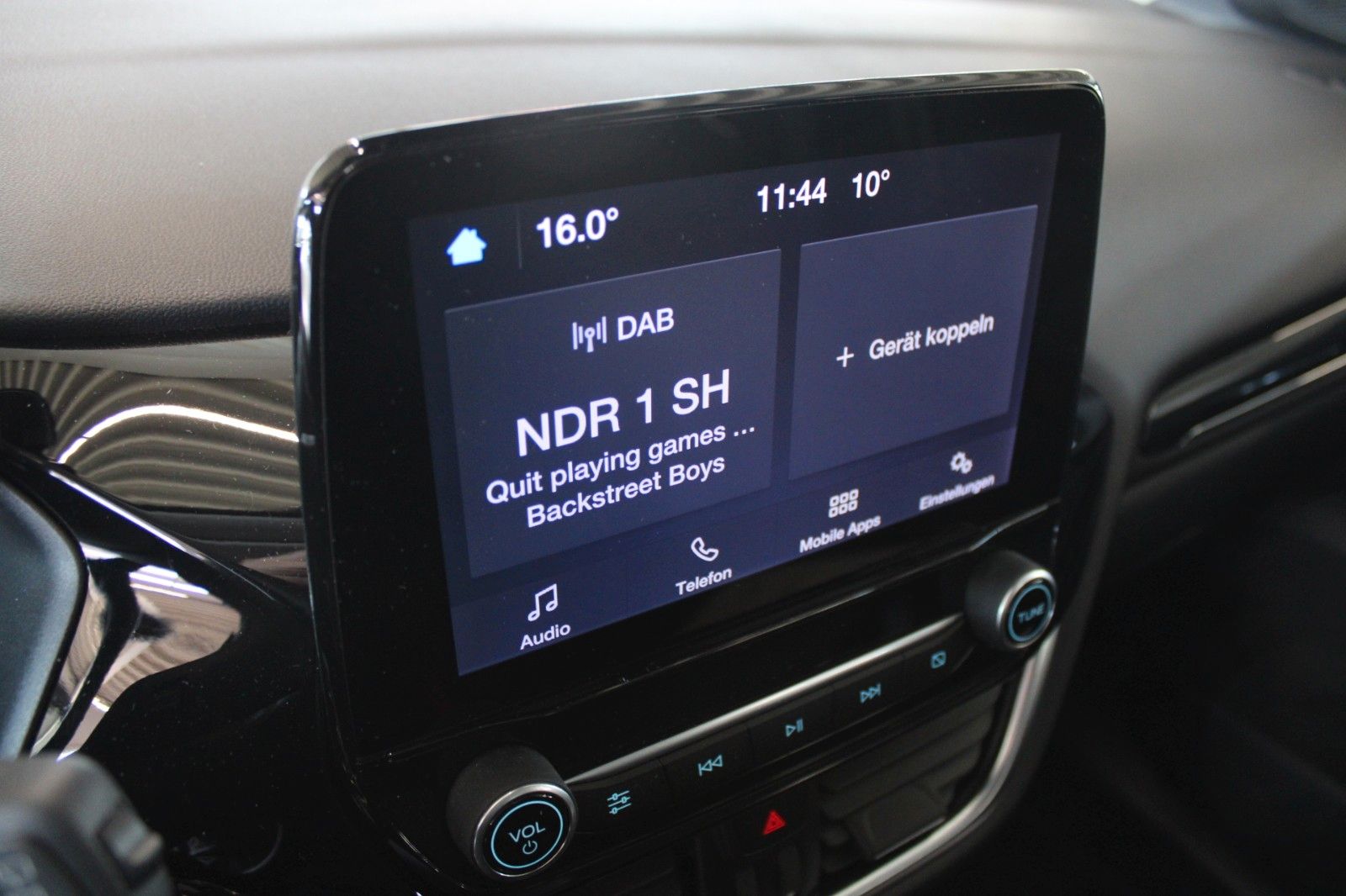 Fahrzeugabbildung Ford Puma Cool & Connect MHEV LED Allwetter WinterPak