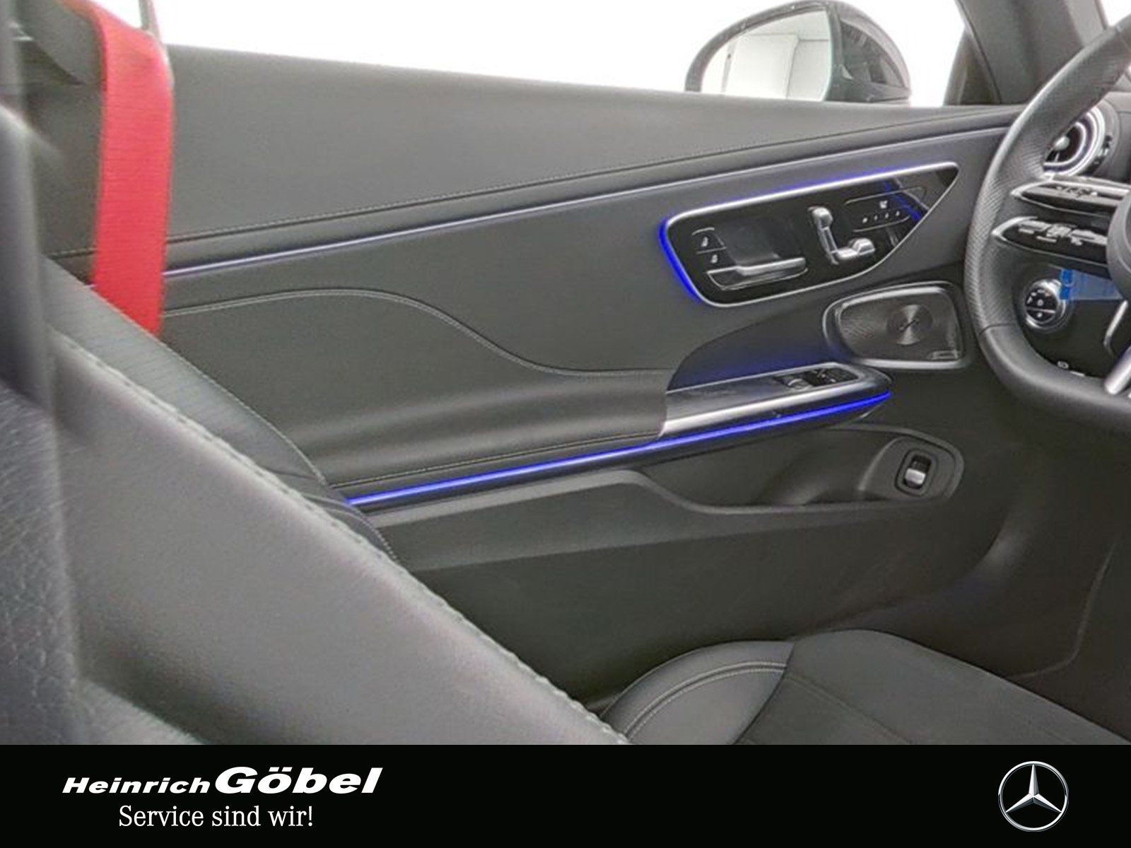 Fahrzeugabbildung Mercedes-Benz CLE 300 4M AMG+PANO+BURMESTER+NIGHT+360°+DIGITAL