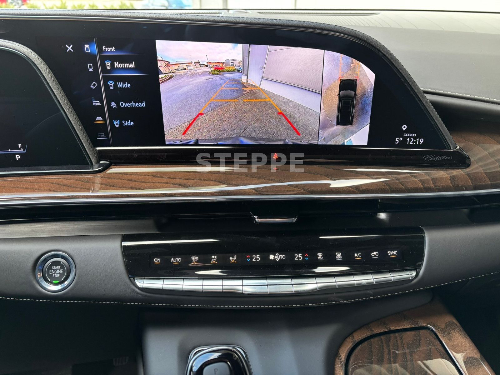 Cadillac Escalade 6.2 V8 Sport Platinum Luftfeder.EU-Navi