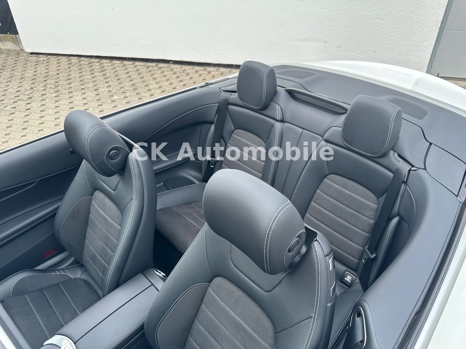 Fahrzeugabbildung Mercedes-Benz C200 Cabrio AMG-Line/Navi/ILS LED/Tempomat