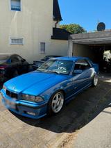 BMW e36 328i - BMW 328: E36 328i