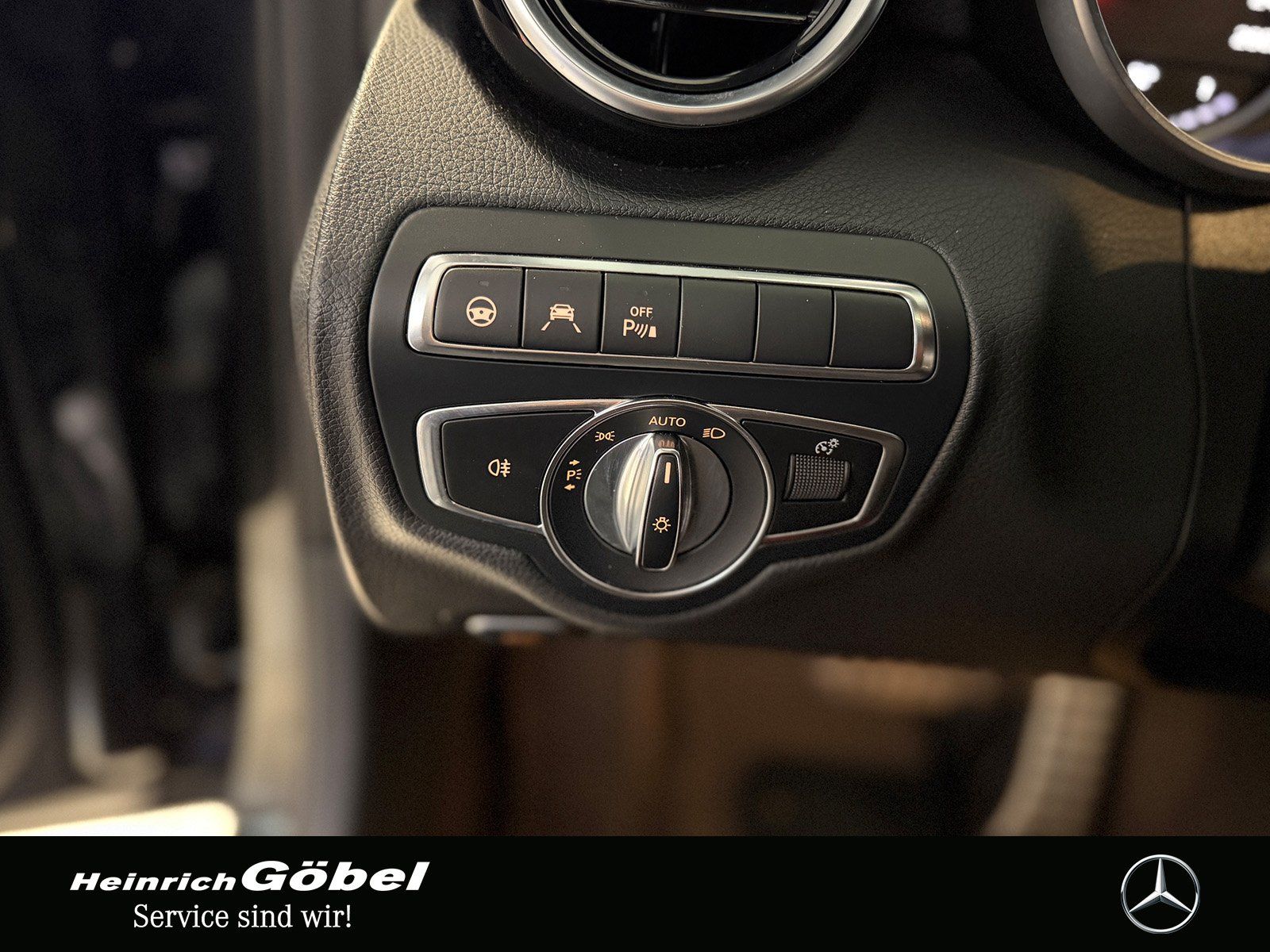 Fahrzeugabbildung Mercedes-Benz C 220 d AMG Line (EURO 6d-TEMP)