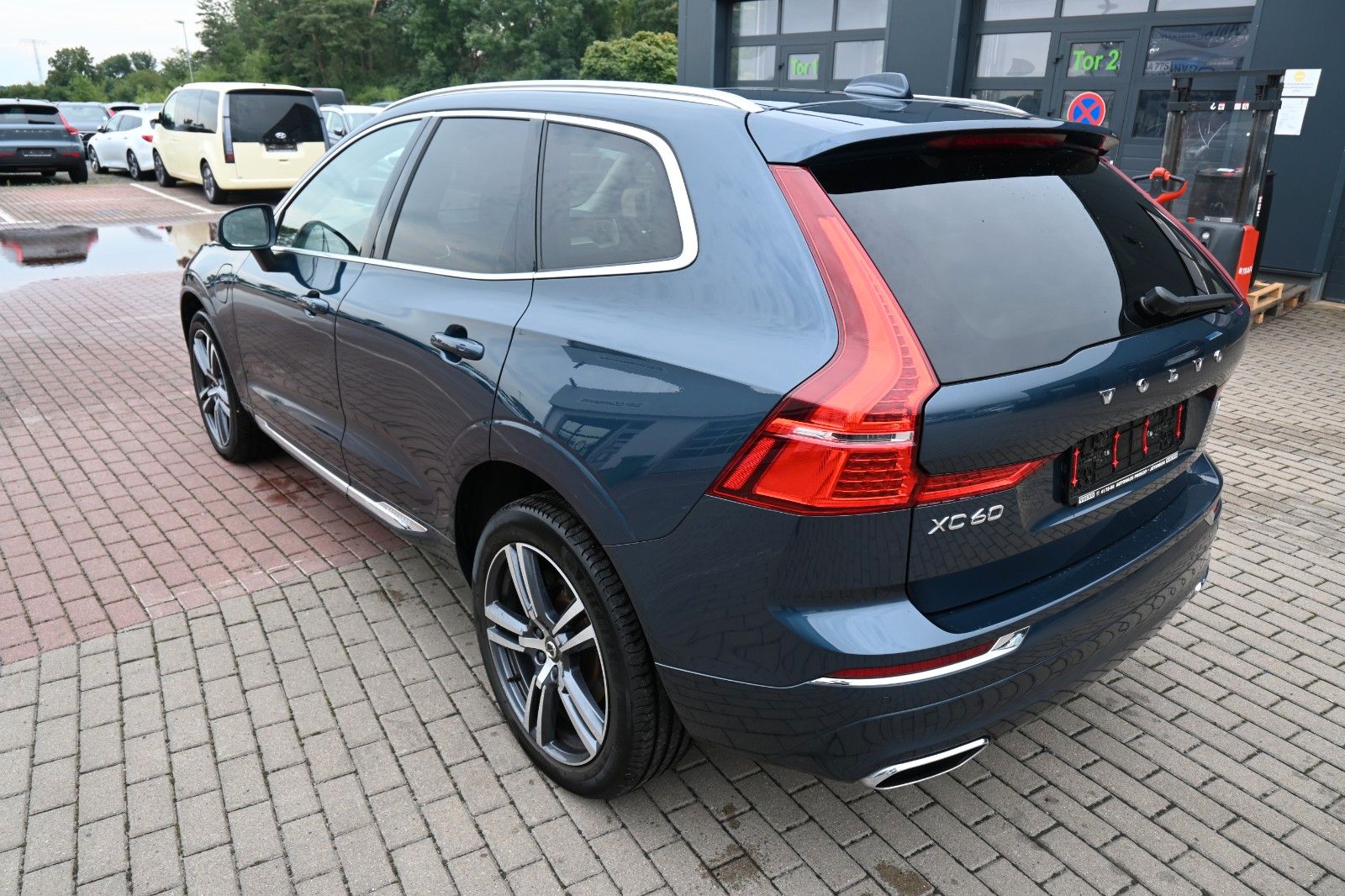 Fahrzeugabbildung Volvo XC 60 Inscript. T8 PHEV AWD*HUD*Massage*Luft*AHK