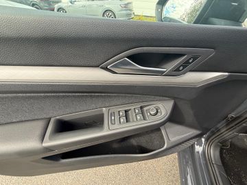 Volkswagen Golf - 12