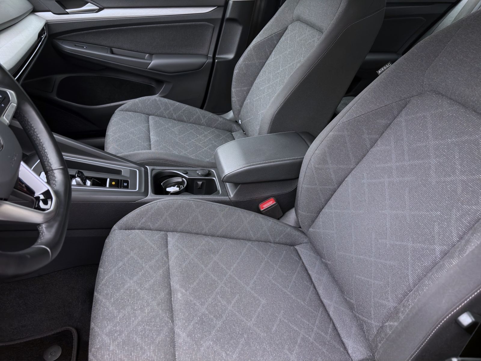 Volkswagen Golf - Bild 10