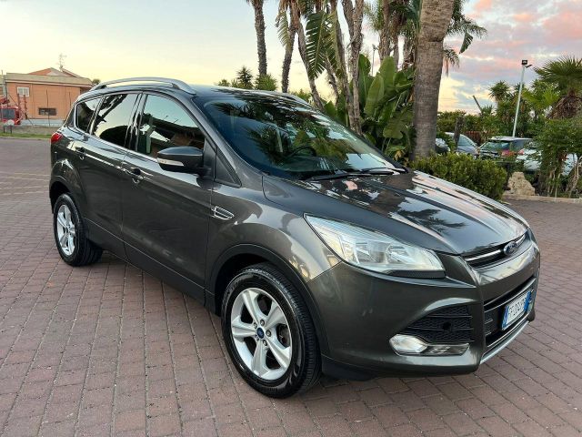 Ford Kuga 1.5 TDCI 120 CV S&S 2WD Business