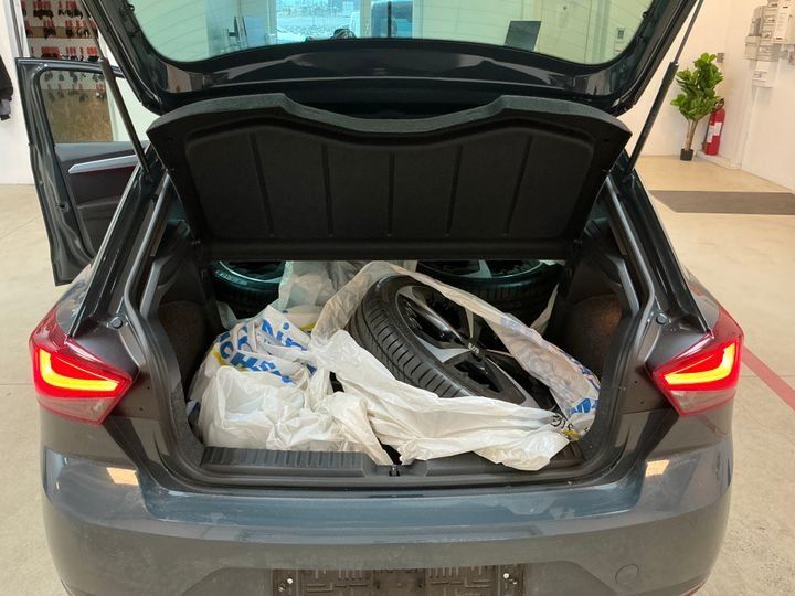 Fahrzeugabbildung SEAT Ibiza FR TSI DSG *Cam*LED*PDC*APP*Sitzhzg*ACC*